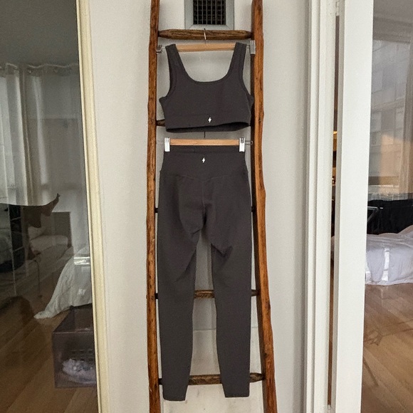 Azur Fit Dove Grey Classic Activewear Set, Size Small - Picture 7 of 8